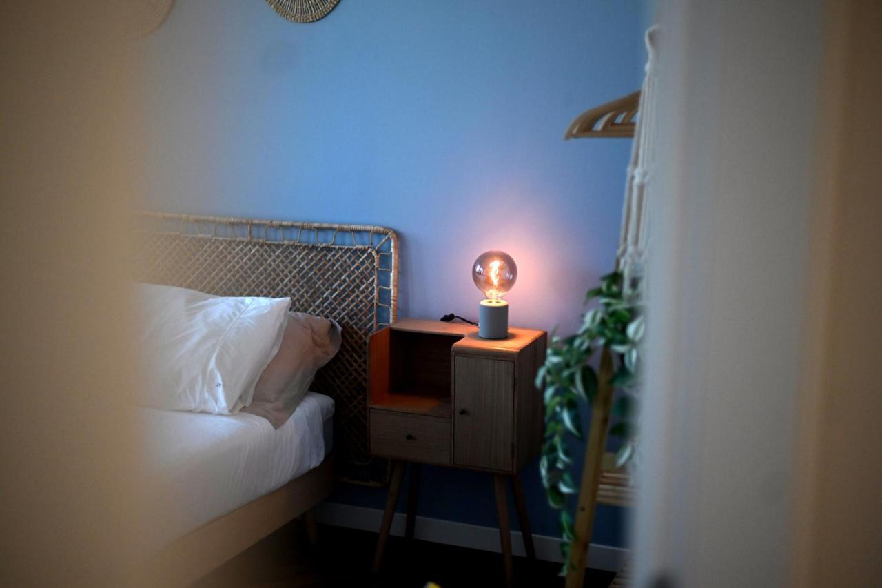 Your Window On The City - Via Gioia Apartment Milan Bagian luar foto